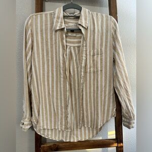 Women’s Button Down Relaxed Fit (Linen-ish material)
